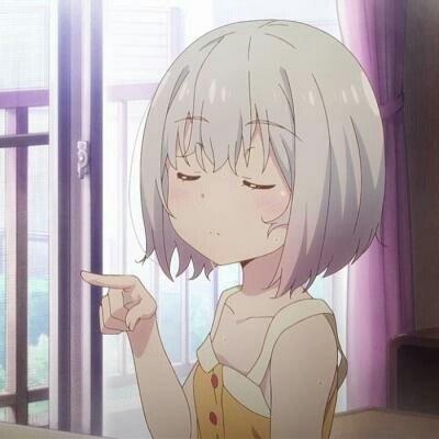 女子回应甩面失误粘邻桌大哥背上